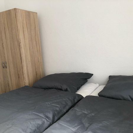 Downtown City - Privaterooms Furth Bagian luar foto
