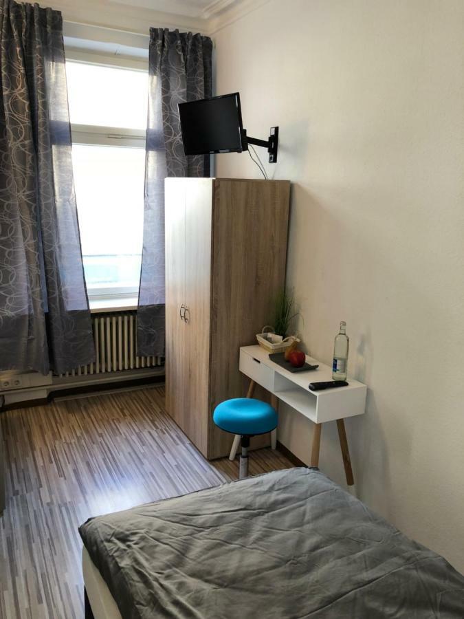 Downtown City - Privaterooms Furth Bagian luar foto
