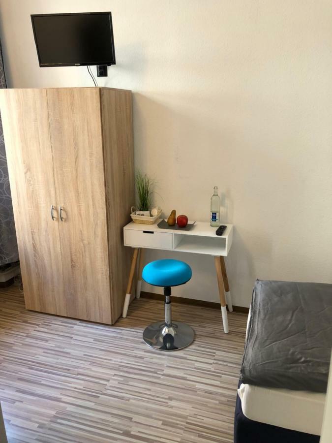 Downtown City - Privaterooms Furth Bagian luar foto