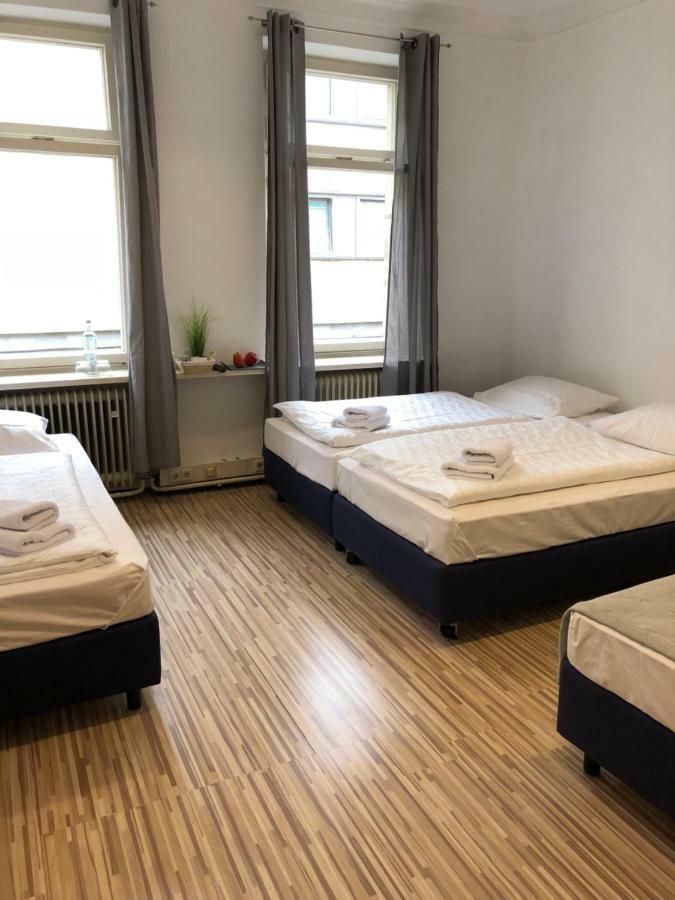 Downtown City - Privaterooms Furth Bagian luar foto