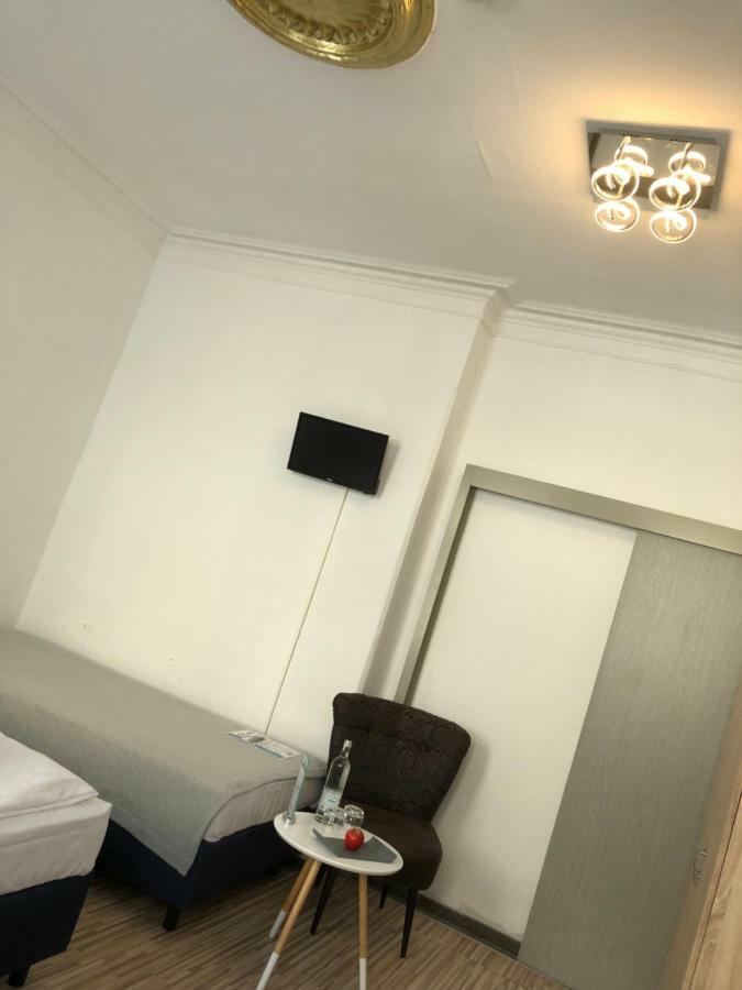 Downtown City - Privaterooms Furth Bagian luar foto